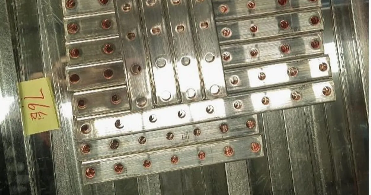 Copper vs Aluminum Bus Bars: How Do CNC Machining Requirements Differ?