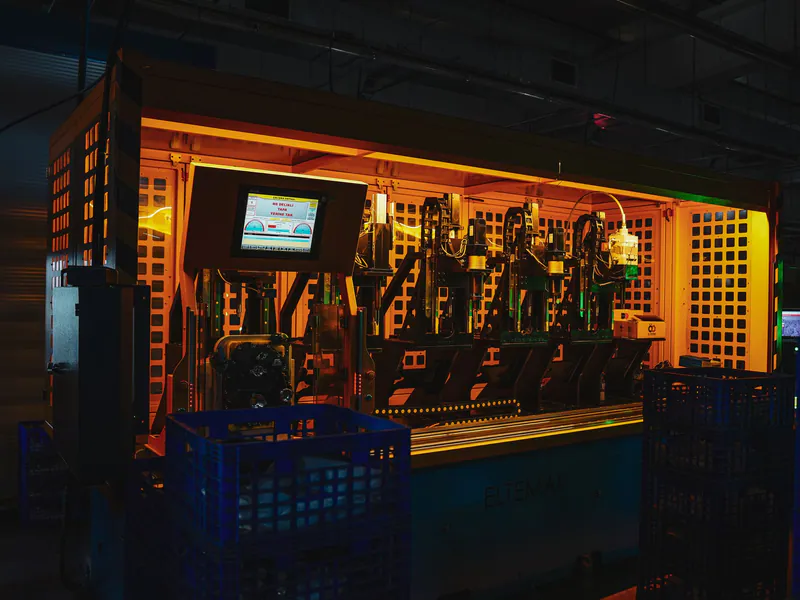 Automated industrial control cabinet with a central operator display